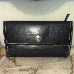 🖤COACH VINTAGE BLACK WALLET WITH PURPLE INSIDE🖤